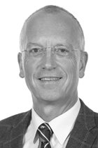 Dr.  Ulrich  Pällmann 