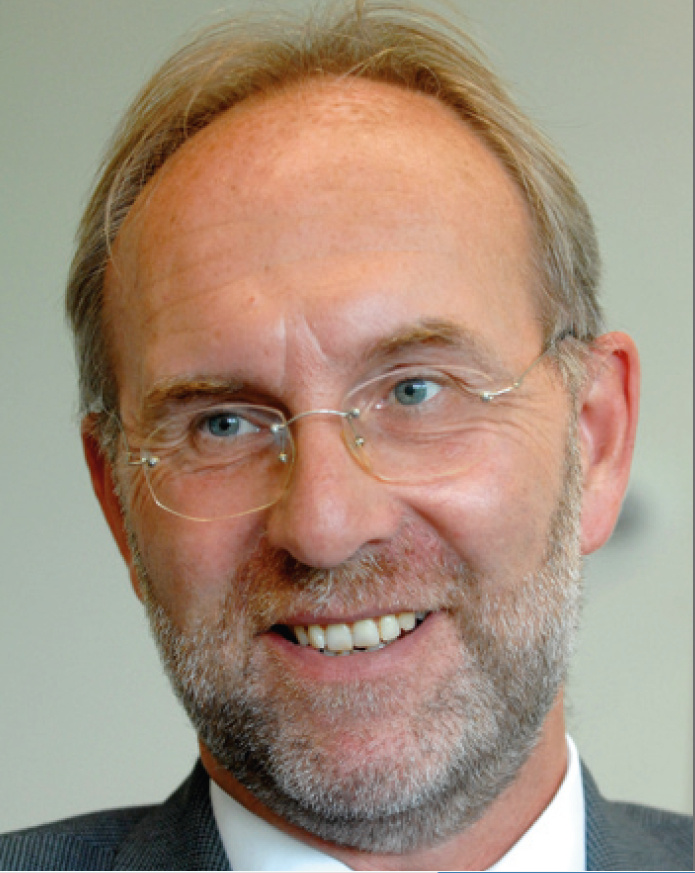 Dr. Friedrich Mehrhoff ist mit dem Bundesverdienstkreuz ausgezeichnet worden | © DGUV