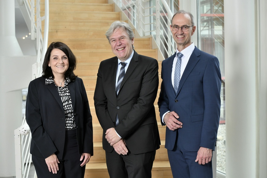 Das künftige Führungstrio der BG Verkehr: Karin Tanger, Stefan Höppner und Wolfgang Laske (v. l. n. r.) | © BG Verkehr/ Kruse Das künftige Führungstrio der BG Verkehr: Karin Tanger, Stefan Höppner und Wolfgang Laske (v. l. n. r.) | © BG Verkehr/ Kruse